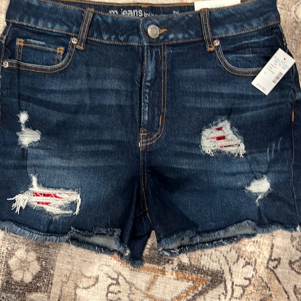 Cute denim shorts